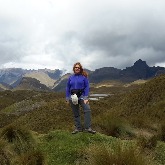 Meet your Posher, Denise - Picture 1 of 1